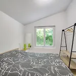 850m De La Maison Neuve Pour 6 En Foret *